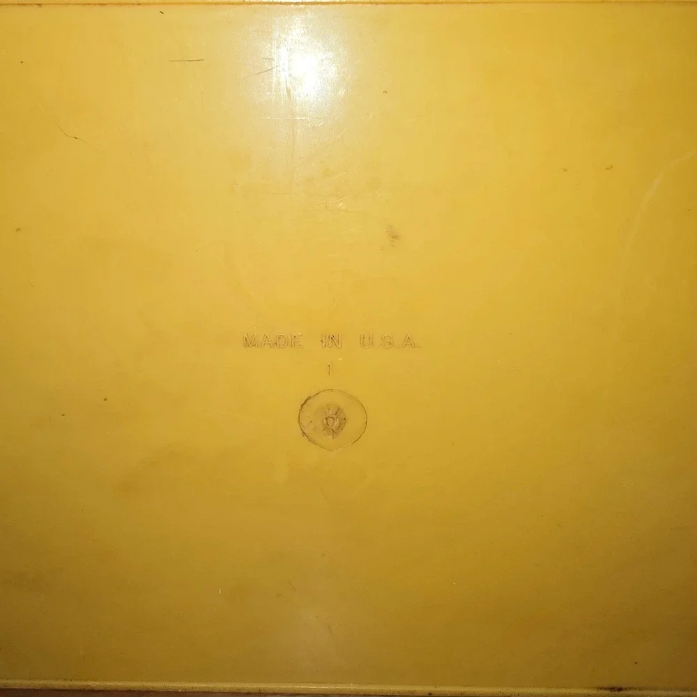 Vintage Betty Crocker Recipe Card Library 1970s Yellow Plastic Box Made in USA